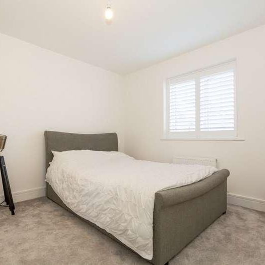 Robert Mccarthy Place, Beaulieu Park, Cm, CM1 - Photo 1