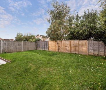 4 bedroom detached house to rent - Photo 6