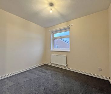 3 Bedroom House To Rent - Photo 3