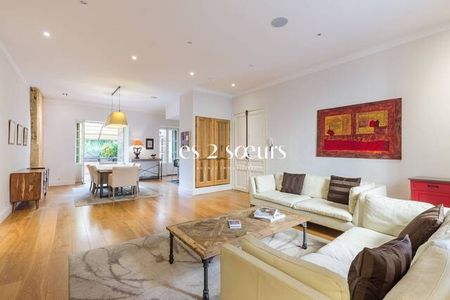 Appartement à louer - Aix-en-Provence 5 pièces de 204 m² - Photo 3