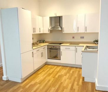 2 bedroom flat to rent - Photo 3