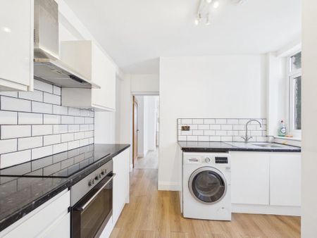 2 bedroom maisonette to rent - Photo 4