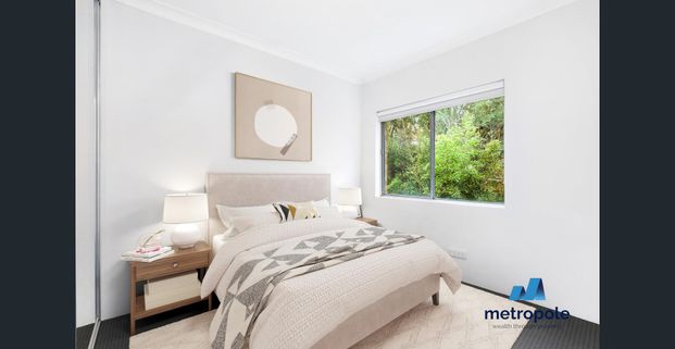 MOSMAN BAY LIFESTYLE & PRIVACY - Photo 1