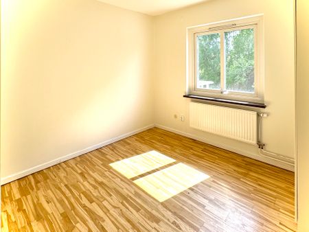 Trädgårdsgatan, Torshälla - Photo 2