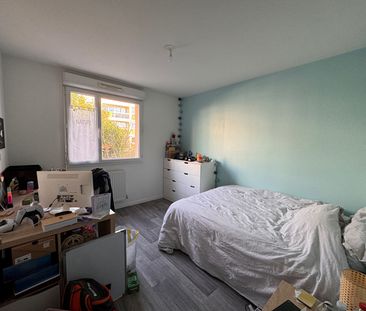 Location Appartement 4 pièces 86m² - Photo 2