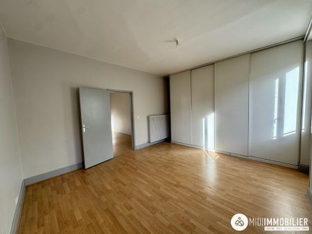 Location Appartement 2 pièces 61m² ALBI 81000 - Photo 3
