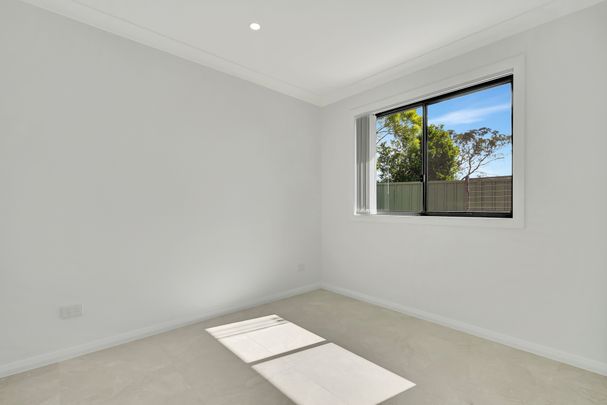 8A Atlas Place, Winston Hills NSW 2153 - House For Rent | Domain - Photo 1