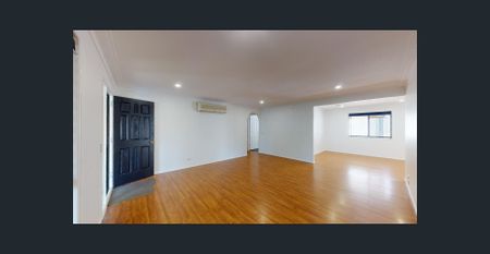 LARGE FAMILY HOME WITH SWIMMING POOL – READY FOR SUMMER FUN! - Photo 2