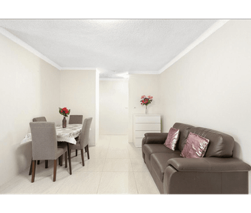 Spacious Three-Bedroom Apartment in Prime Epping Location - Photo 5