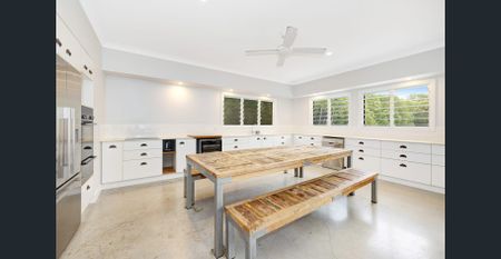 Your West End Retreat - Stunning 5-Bedroom Home with Pool - Photo 3