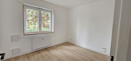 Location Appartement 4 pièces 71m² ILLZACH 68110 - Photo 4