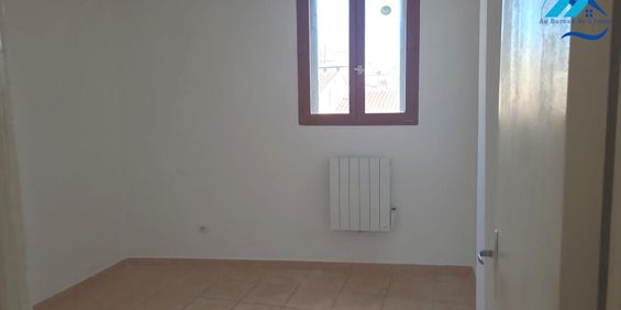 Location Appartement 2 pièces 25m² MARSEILLE 1er - Photo 3