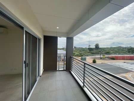 2 Bedroom Apartment in Highly Sought after Location - Photo 3