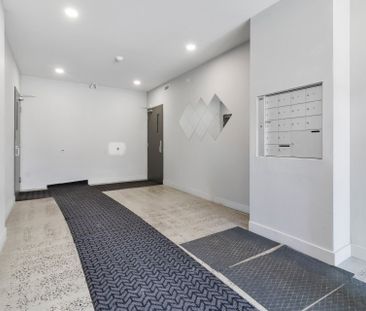 760 Av. de l'Église, #301 - Photo 1