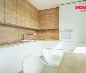 Pronájem bytu 3+kk 70 m² - Fotografie 1