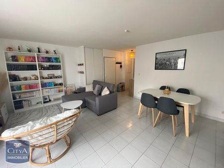 Location Appartement 3 pièces 64m² CASTRES 81100 - Photo 2