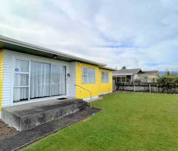 LEVIN - 3 BEDROOM - Photo 1