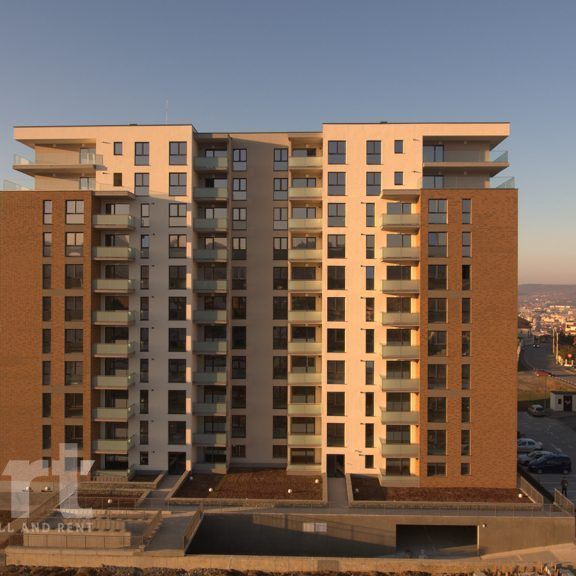 Apartament 2 camere cu balcon si parcare strada Trifoiului Buna Ziua - Fotografie 1