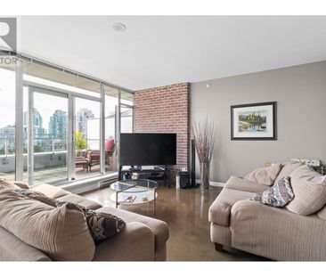 909 221 UNION STREET, Vancouver, British Columbia - Photo 3