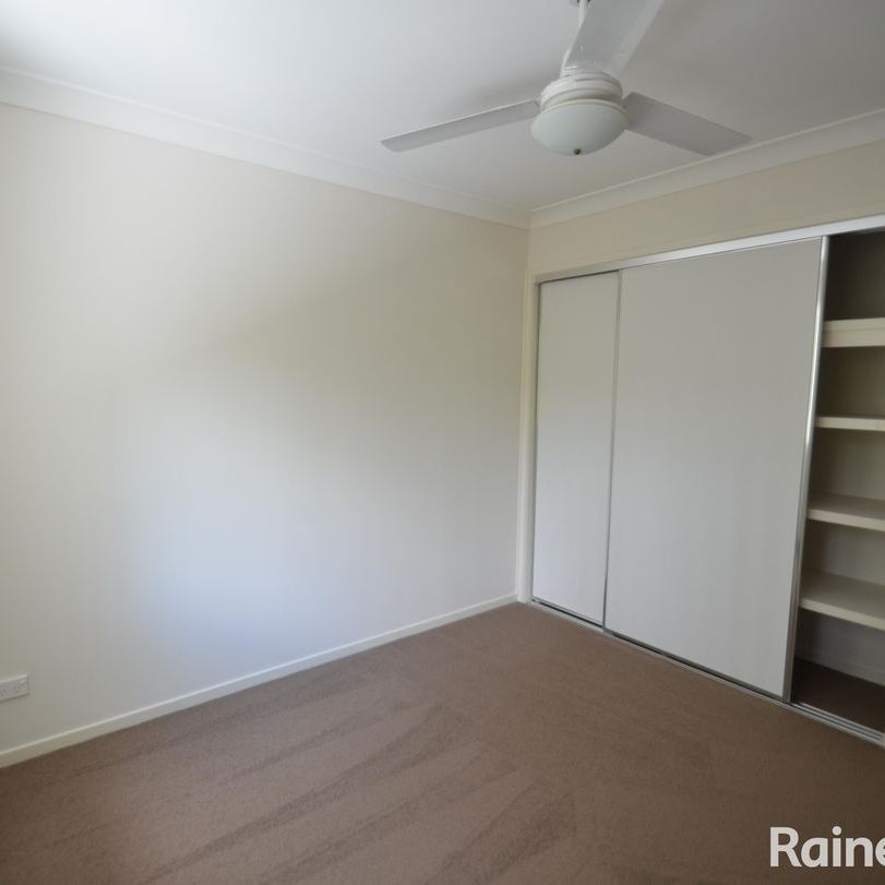 Lovely Modern 3 bed Townhouse For Rent $650 per week - Photo 1