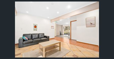 Spacious Family Home on 5000m Peaceful Acreage Living in Park Ridge with 2 AIR-CONS - Photo 5