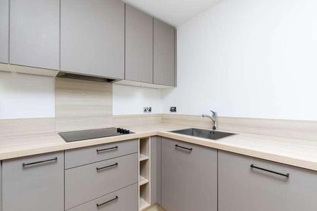 Harpers Lodge, Arundel Walk, Horsham, RH12 - Photo 5