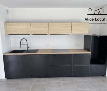 Location Appartement 3 pièces 73m² THONON LES BAINS 74200 - Photo 1