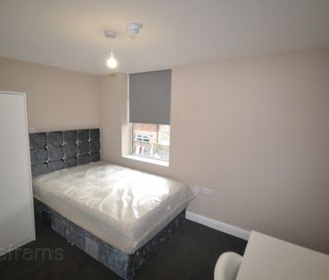 1 bed Studio for Rent - Photo 2