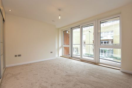 Almansa Way, Lymington, SO41 flat to rent - Photo 5