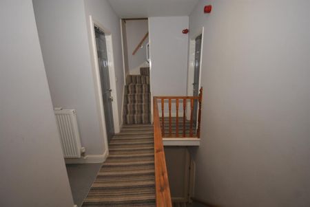 Room 4 39 Shirland Street, Chesterfield - Photo 3