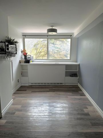 For Lease - 8351 Mclaughlin Road Unit# 223, Brampton, Ontario - Photo 3