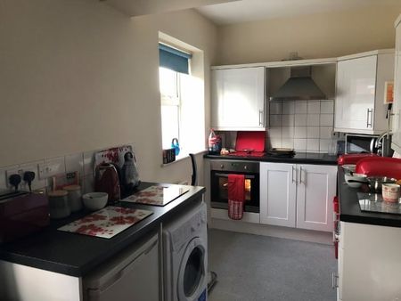 1 Bed Flat, Woodhouse Street, LS6 - Photo 5