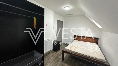1 bedroom in a house share to rent - Photo 4