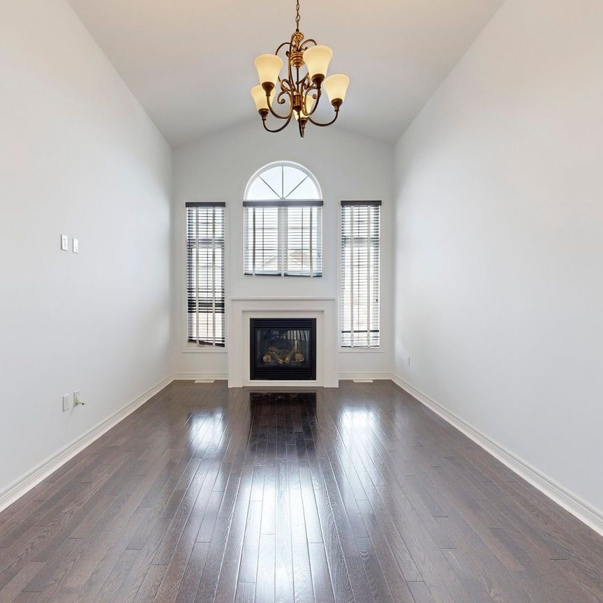 For Lease - 76 Rustle Woods Avenue, Markham, Ontario - Photo 1