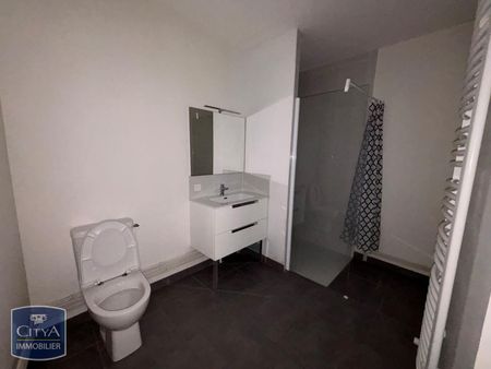 Location Appartement 2 pièces 48m² ST ETIENNE 42000 - Photo 5