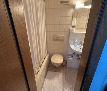 Möblierte Studentenzimmer / Monteurzimmer mit eigenem Bad – Top Lag... - Photo 3
