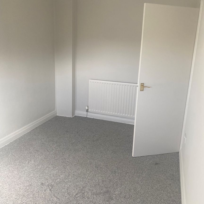 13 Premier Road, Sunderland - Photo 1