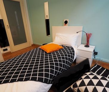 Via Arturo Farinelli, Turin, Piedmont 10135 - Photo 4