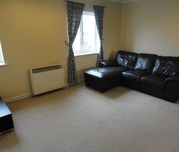 Wickham Crescent, Chelmsford, CM1 - Photo 1