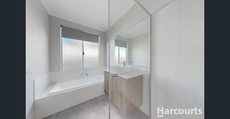 Beautiful family home with Solar - Photo 3