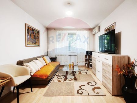 Apartament cu 2 camere de închiriat, ultracentral, parcu... - Fotografie 2