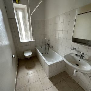 05603 - Appartement 5 pièces - J.-F.-Houriet 5 - Le Locle - Foto 2