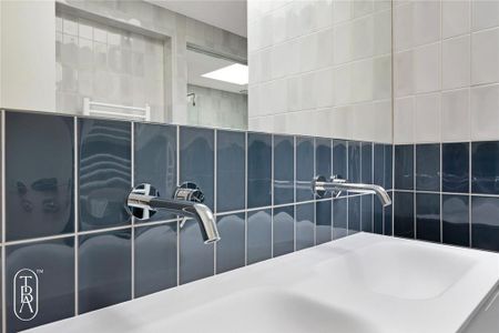 3 bedroom penthouse to rent - Photo 5