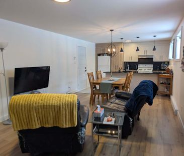 Grand bachelor 4 1/2 à louer Saint-Eustache - Photo 2