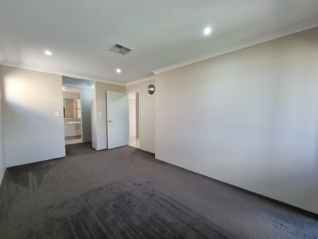 Modern Family Living Made Easy – Spacious 4x2 in a Prime Location! - Photo 5