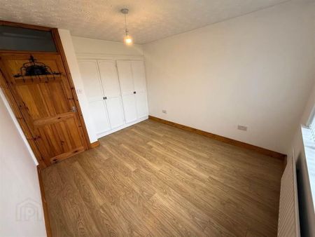 27 Cherrywood Grove, Newry, BT34 1JJ - Photo 2