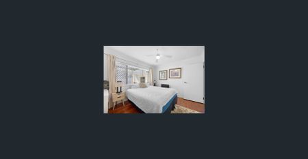 Coastal Living in Prestigious Koala Park. Easy walk to Tallebudgera Creek - Photo 4