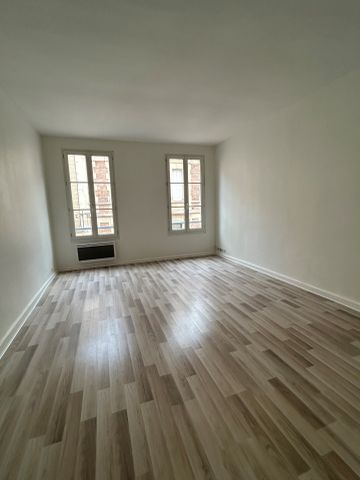 Location Appartement 1 pièce 37m² ST GERMAIN EN LAYE 78100 - Photo 3
