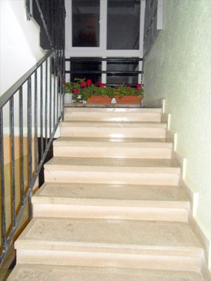 Kiadó felújított lakás - Debrecen - Fotó 1