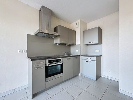 Location Appartement 2 pièces 44m² LINGOLSHEIM 67380 - Photo 3